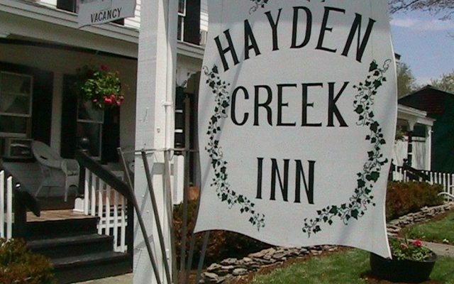 Hayden Creek Inn