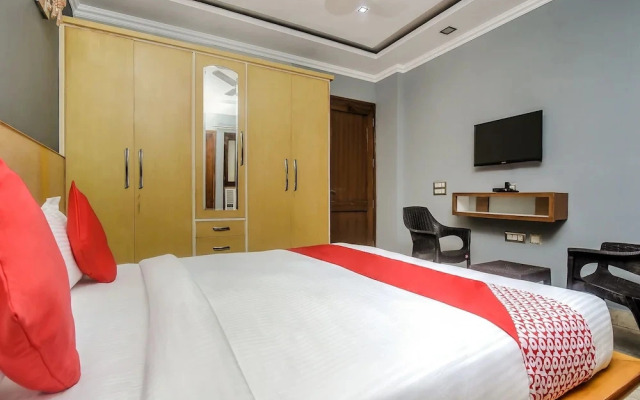 Glorious Stayz by OYO Rooms