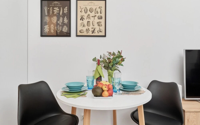 Stylish Apartment With Balcony Wrocław