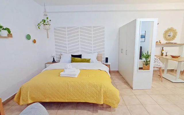 Relaxing Studio Apt 1 min to Highway Parking