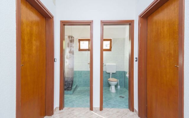 Kristina Laginji in Laginji