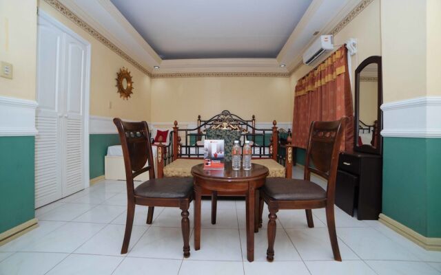 RedDoorz @ Fields Avenue Angeles City