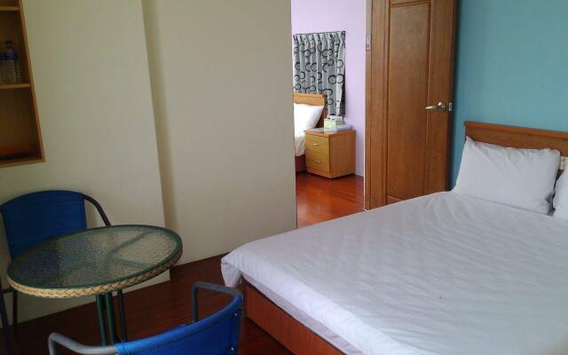 Caitlyn Hostel