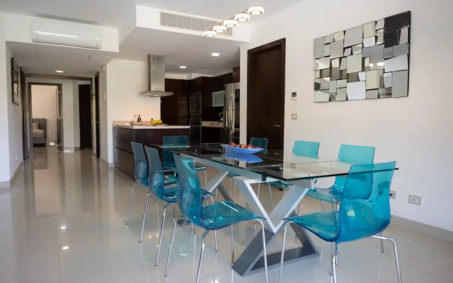 Stunning Ocean Front By Condo Boutique