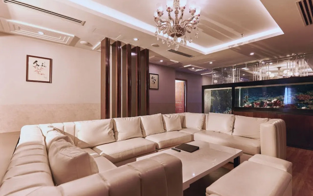 Mercury Apartment Danang