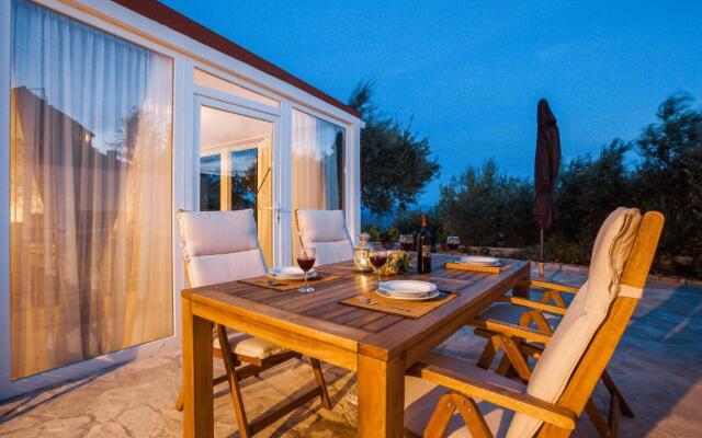 Holiday Home Zlatni San