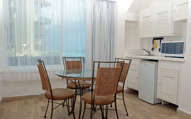 Bsea Cancun Plaza Hotel