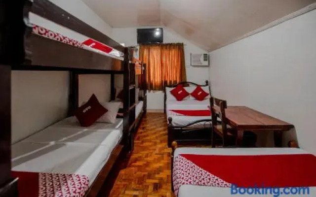 OYO 741 Sierra Travellers Inn