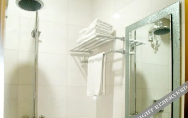 Shuifenhe Yinqiao Hotel