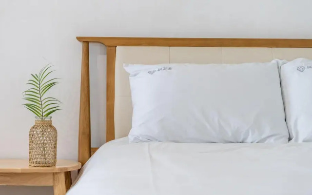 Yangyang Verit Pension