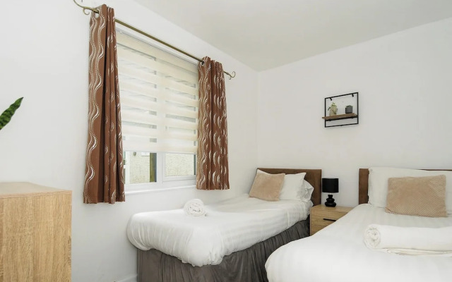 Valley Lodge 20