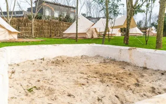 Xingyi Wanfeng Lin Qingfengjuju