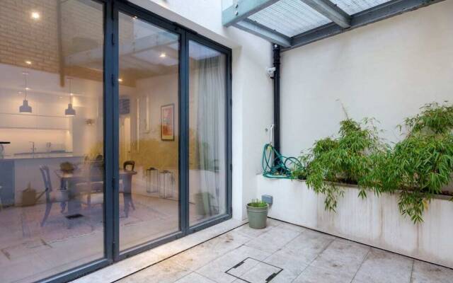 Stunning 3-bed House W/terrace & Garden in Notting Hill