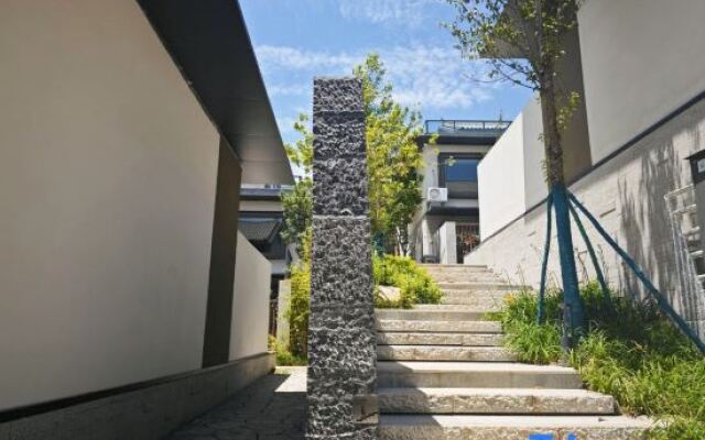 Xiting villas  (Dali Ancient City Shop)