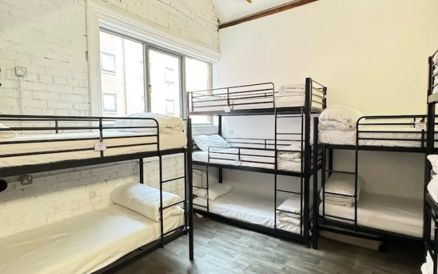 Rahman Hostel - Manchester