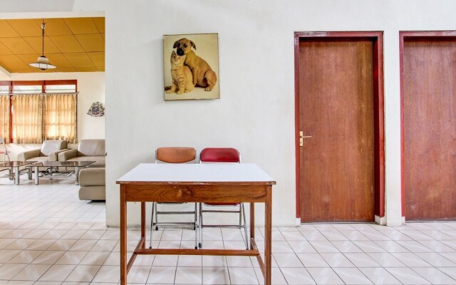 OYO 92505 Asta Guesthouse