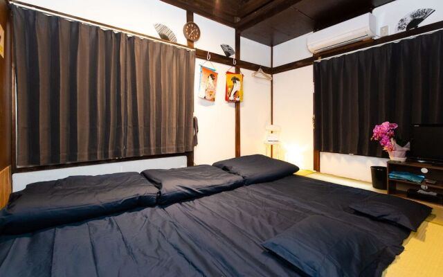 Tokyo House