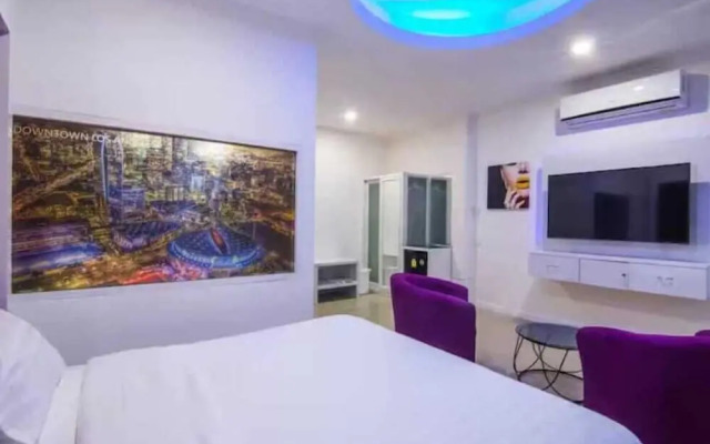 Titanic Residence 5 minutes walk to Walking Street