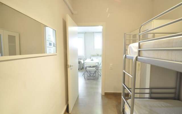 Benet Apartment