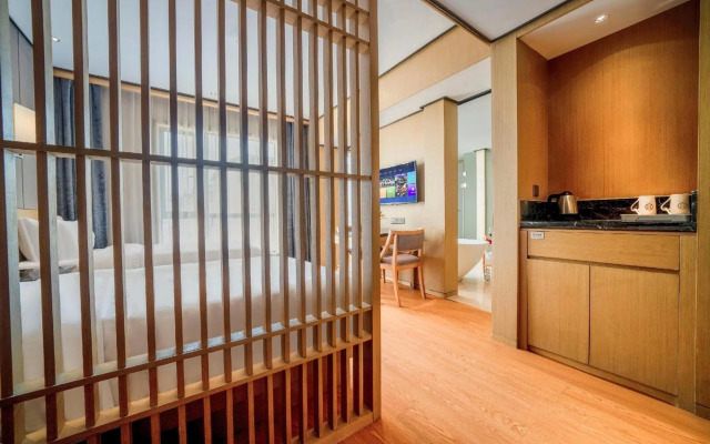 Xierdun Yixuan Hotel