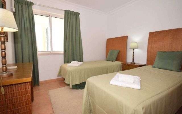 Sunny Balcony Apartment and Pool