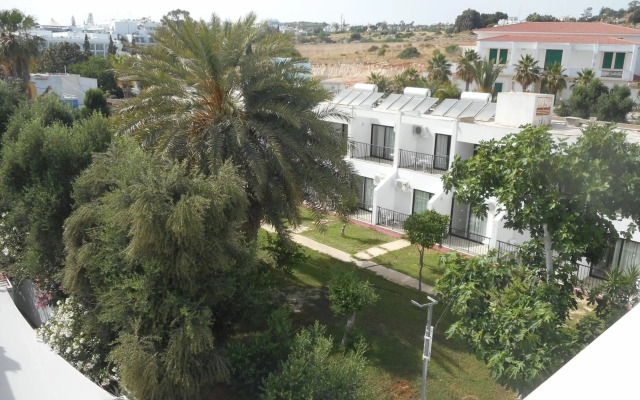 Kkaras Hotel
