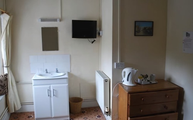 The Britannia Inn Hotel