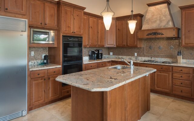 Lux Sedona Spectacle - Sleeps 20