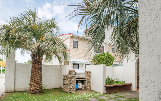 Onetangi Beach Apartment 7