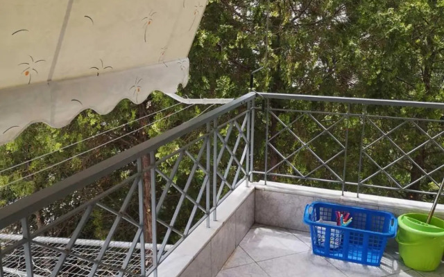 Panos & Antzy Apartments