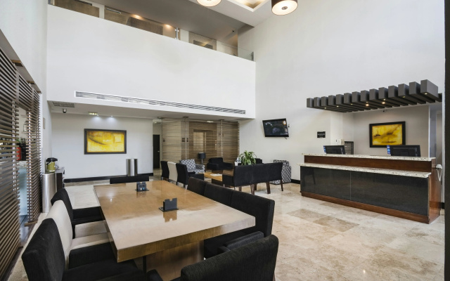DoubleTree by Hilton Hotel Queretaro