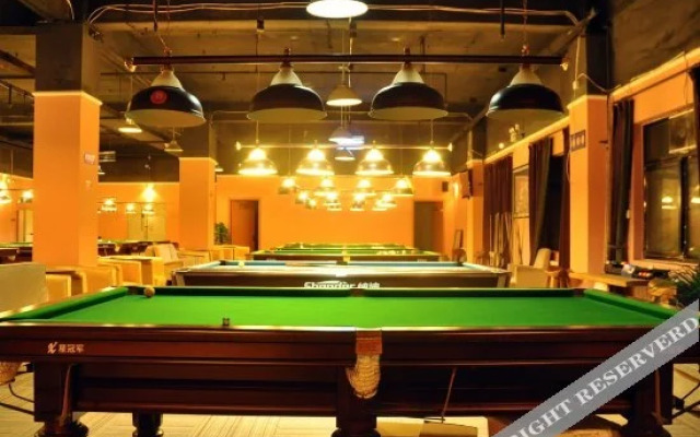 Yoyo Hostel