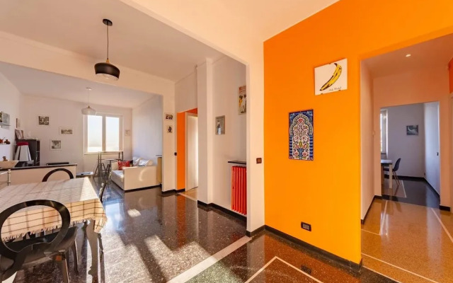 Altido Spacious 2BR Flat w/ Stunning Views