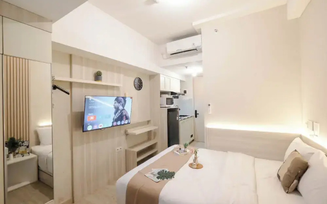 Wooden Accent Studio At Tokyo Riverside Pik 2 Apartment