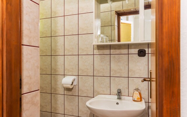 Comfy Little Couple Apartment a3