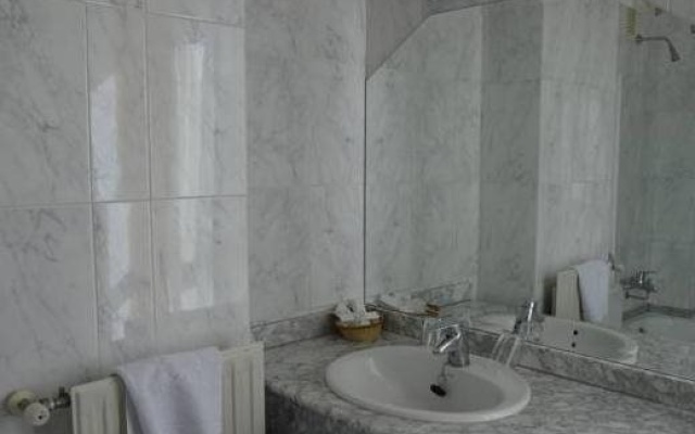 Отель Loiola