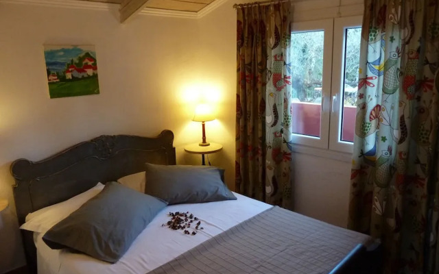 Ilyessa Cottages