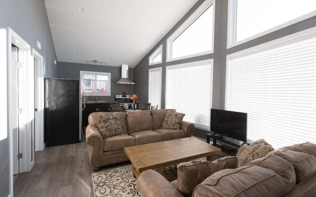 Stardust Inn and Chalets