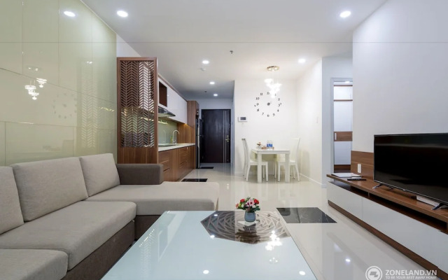 Zoneland Apartment - Monarchy Riverside