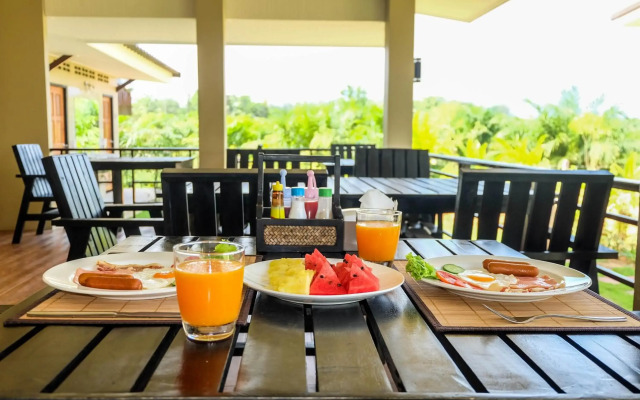 The Oasis Khaolak Resort
