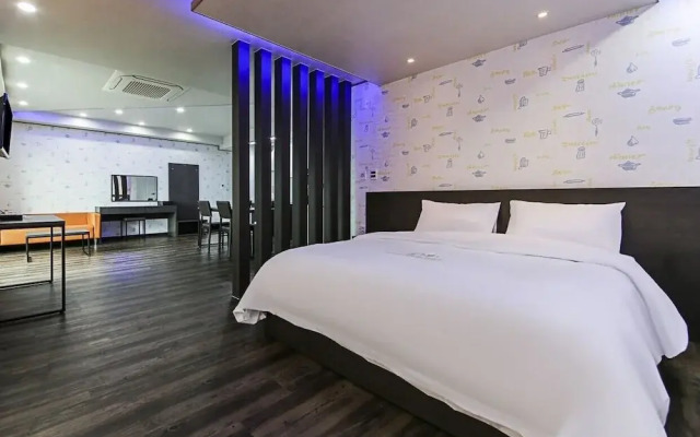 Arirang Hill Hotel & Resort