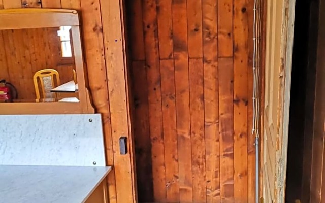 Berg - Hütte beim H O T E L Bahnhof Ausserberg