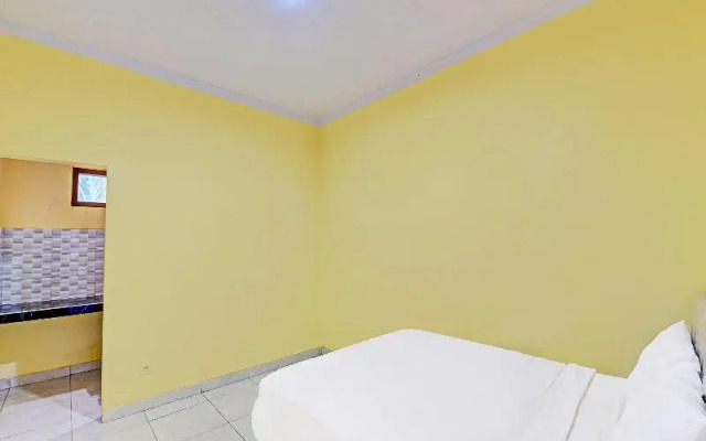 OYO 90823 Casa Jupiter Shine