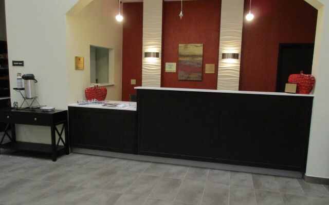 Best Western Plus Fairview Inn & Suites