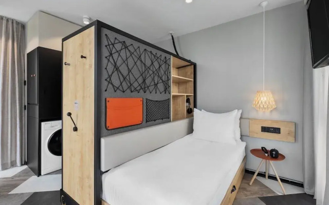 Stay KooooK Geneva City – Online Check In