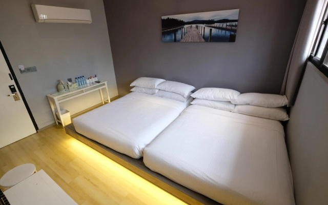Rest Chinatown Hotel – Guest Rooms – Singapore