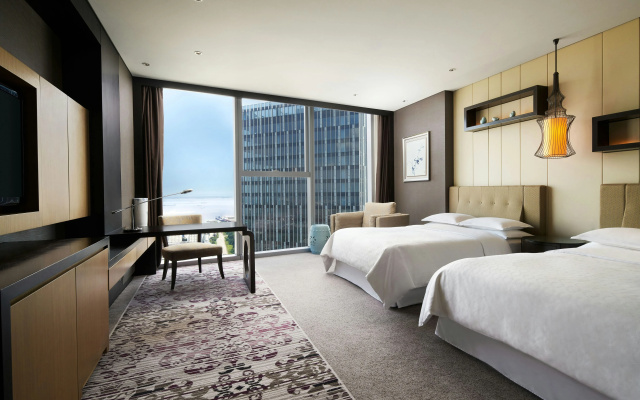 Sheraton Shanghai Waigaoqiao Hotel