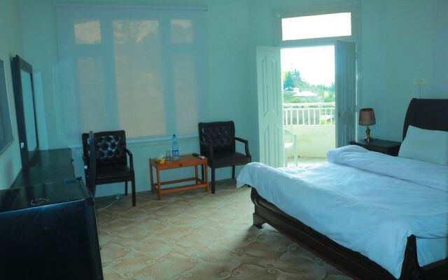 Samsons Inn Malam Jabba