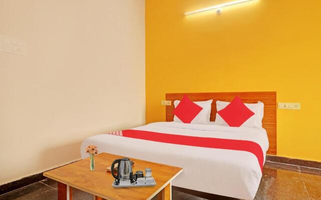 OYO Flagship 806332 Sai Mansion