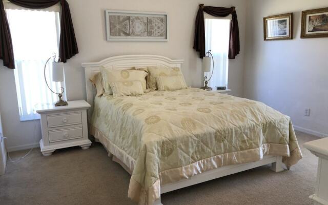Kissimmee-Davenport Pool Homes by Hayes